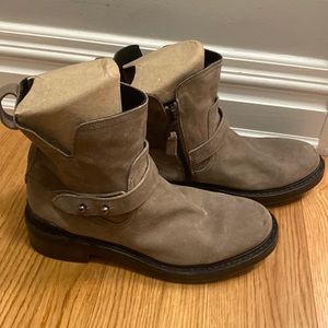 Brand new unworn rag and bone moto boots, tan suede, weathered, size 38 (7.5-8)